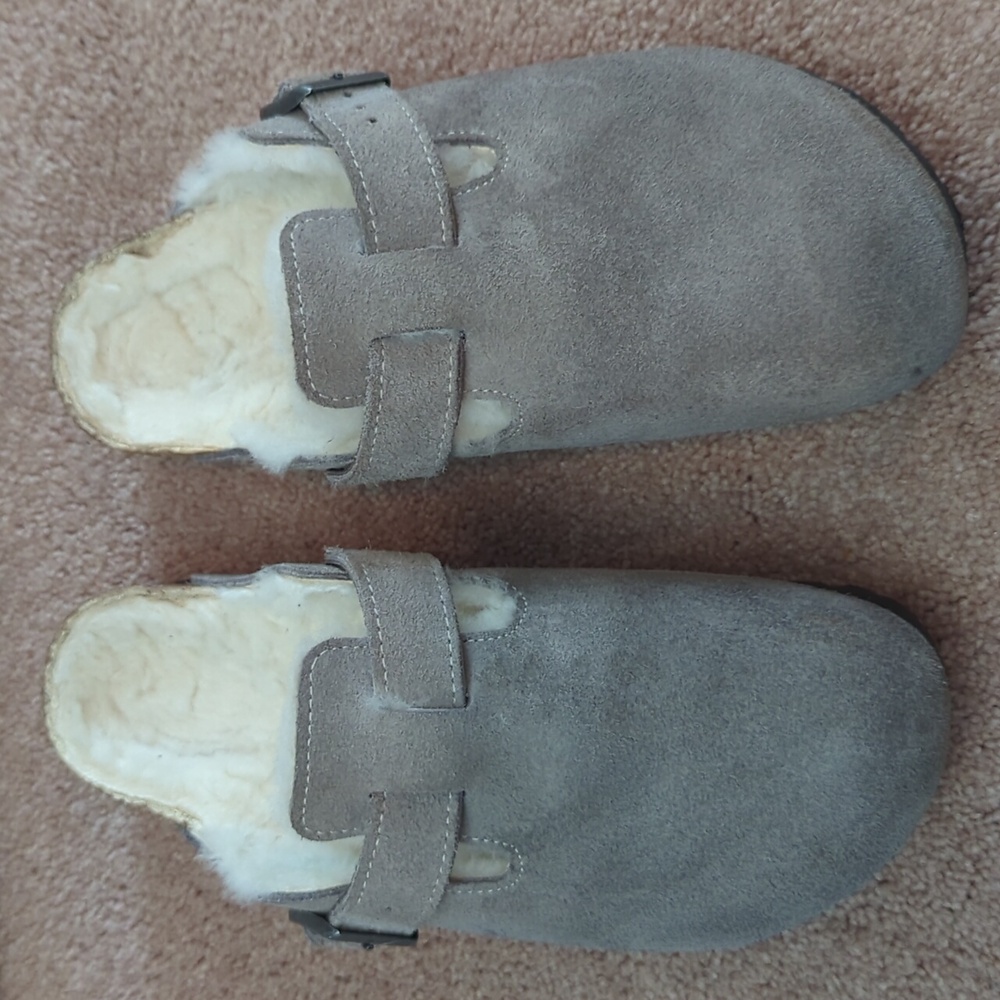 Birkenstock Boston Shearling Clog Size 37 EU or USA 6-6.5 Stone Coin